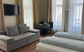 K+T Boardinghouse